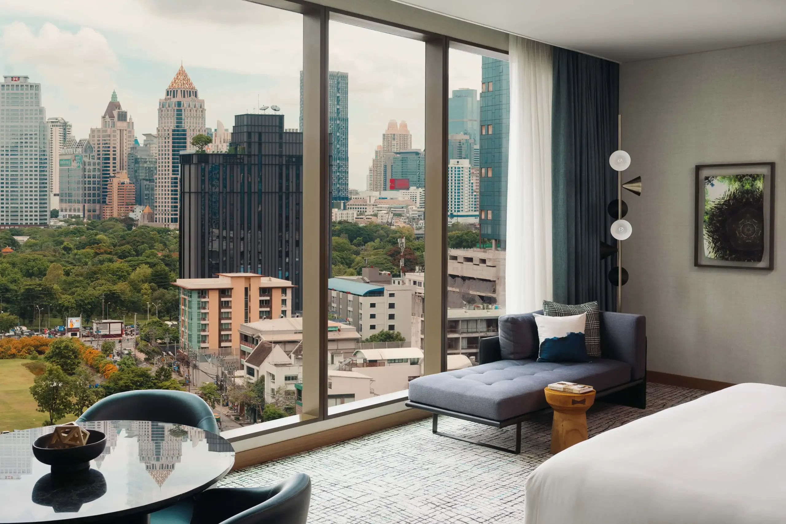 Premium Room with Green Lung View - Kimpton Maa-Lai Bangkok 02