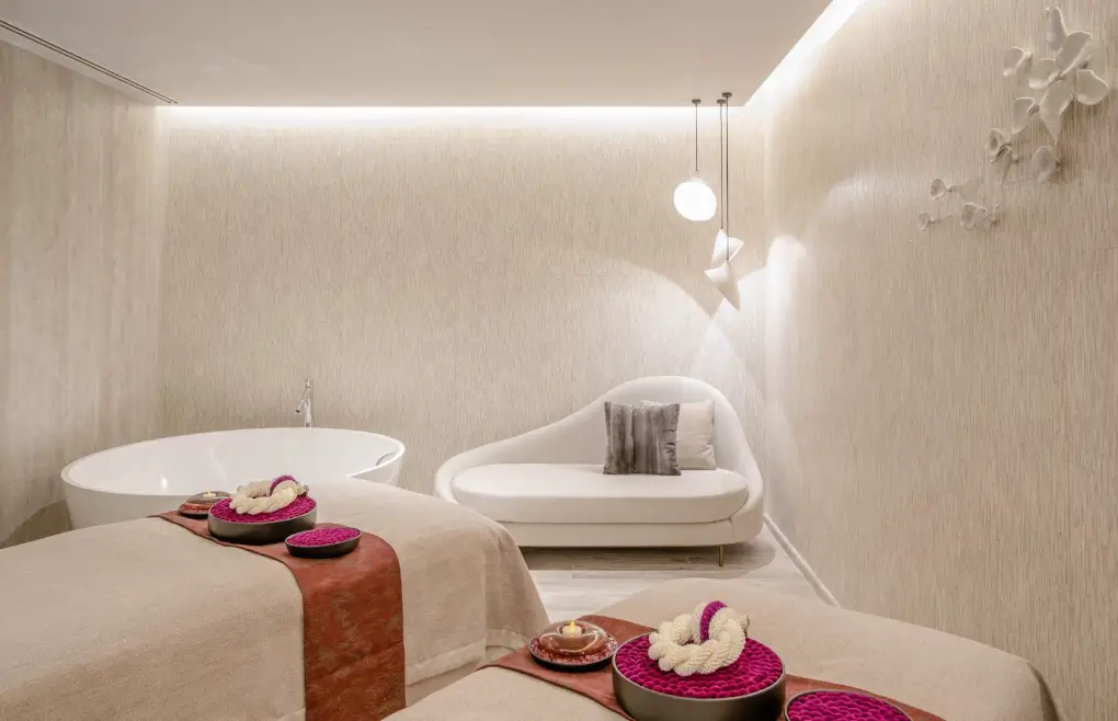 hotel's amaranth apa in Bangkok