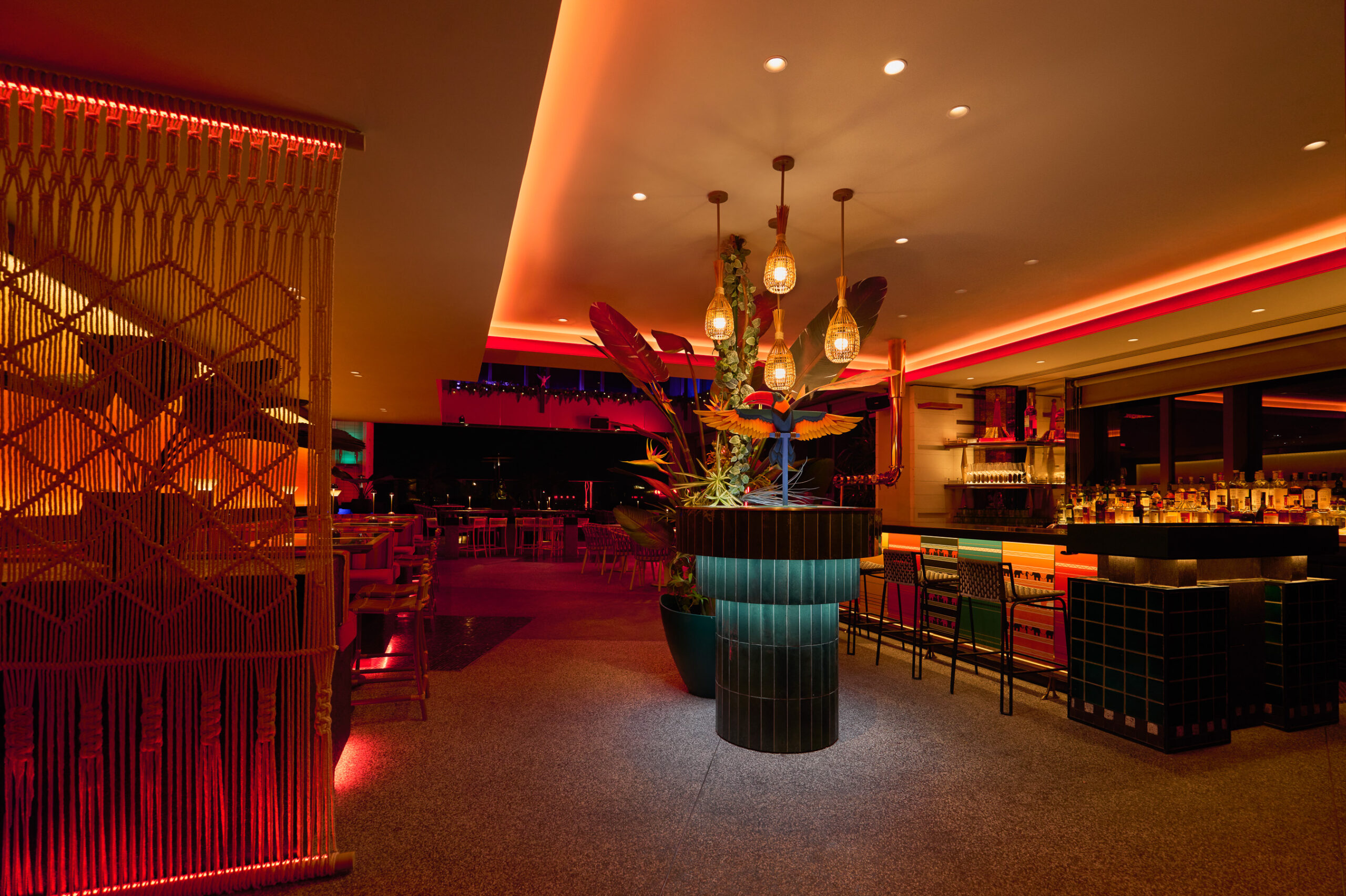 Bar.Yard - Kimpton Maa-Lai Bangkok - low res (2)